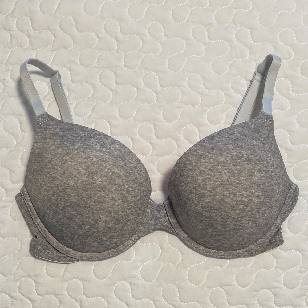 PINK Victoria's Secret Heather Gray Bra
